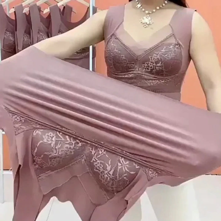 Sleek women's thermal camisole in polyester, featuring an integrated supportive bra