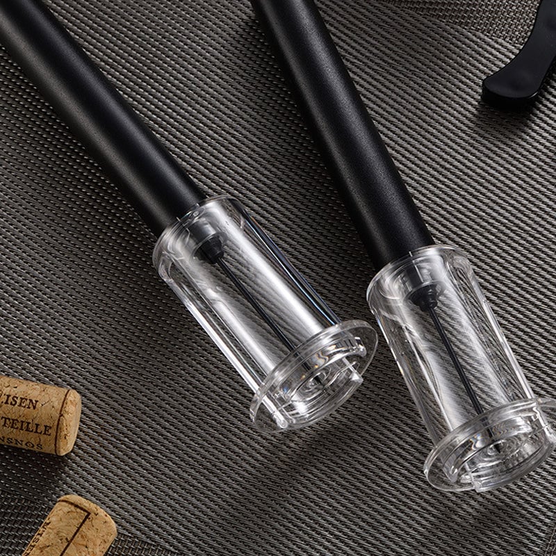 Wino On The Go wine opener kit, including aerator and vacuum stopper, a complete wine gift