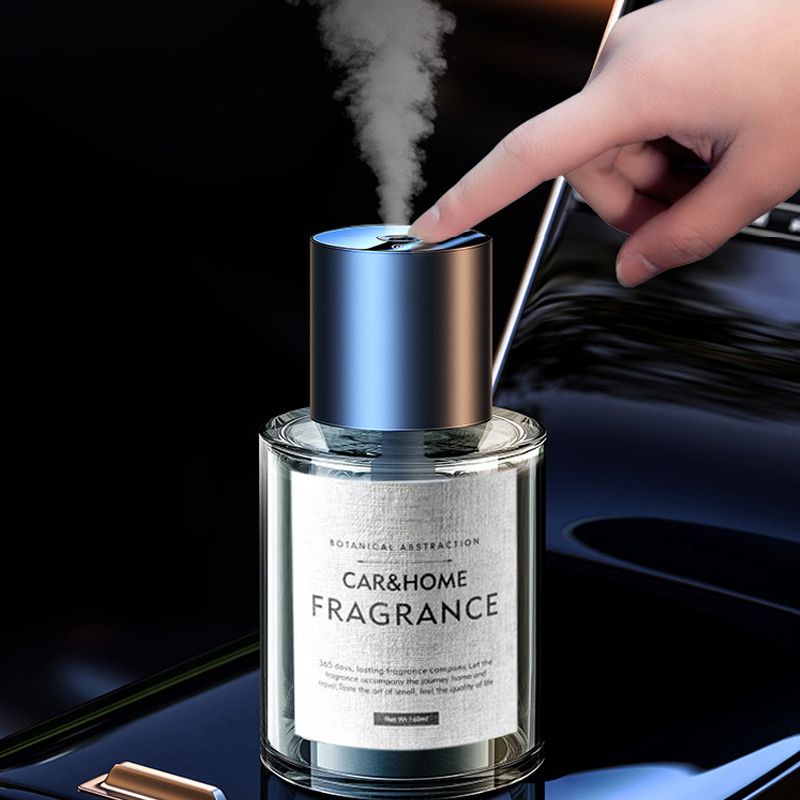 Portable aroma diffuser for car, black, showcasing its sleek design and wireless functionality
