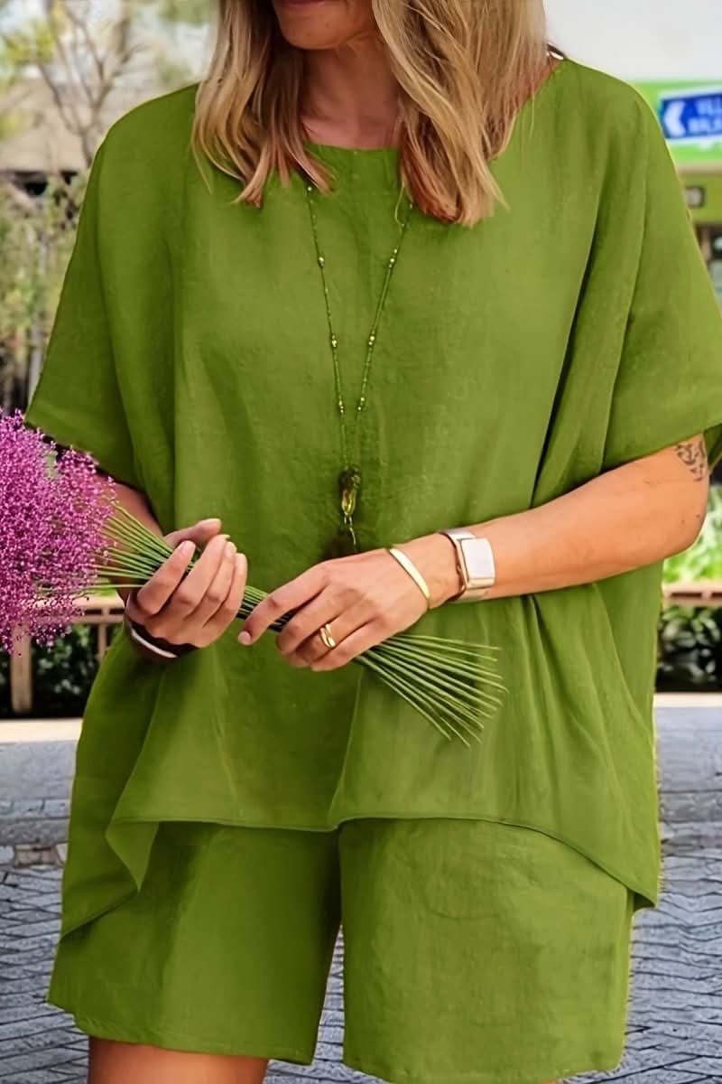 Chic women's relaxed summer co-ord set. This comfortable two-piece outfit is ideal for travel and leisure.