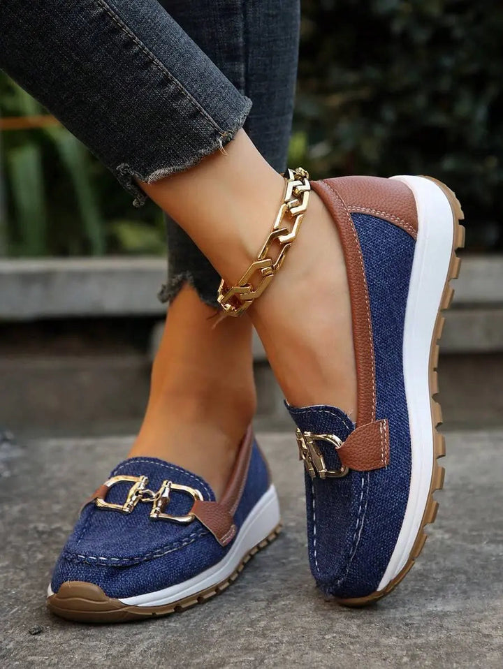 Adeline orthopedic walking shoes for women, offering all-day comfort and reliable non-slip grip.