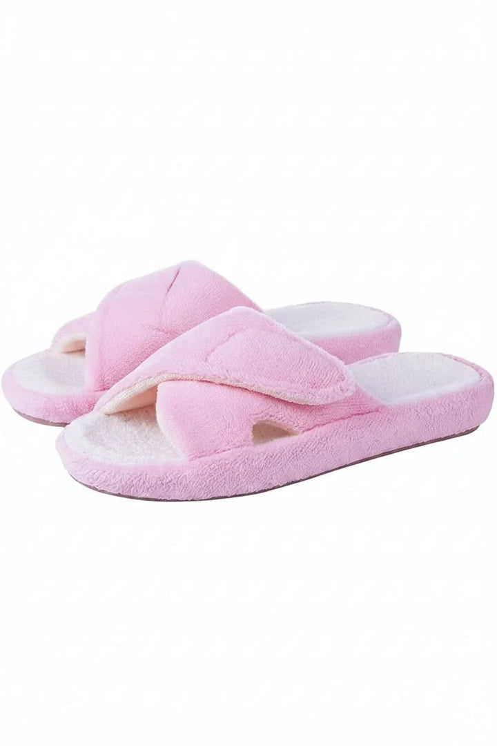 Women's casual loungewear slippers, open-toe design, ideal for home.