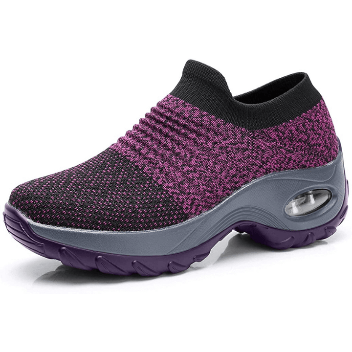 Versatile women's sneakers with arch support, great for both casual outings & light athletic use.