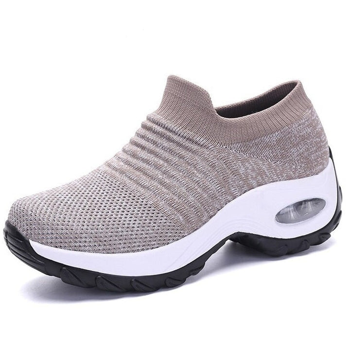 Athletic women's shoes: lightweight design & crucial arch support for sustained active wear.