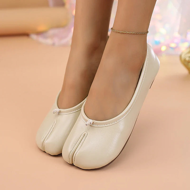 Comfort-focused women's split toe shoes, perfect for all-day wear.