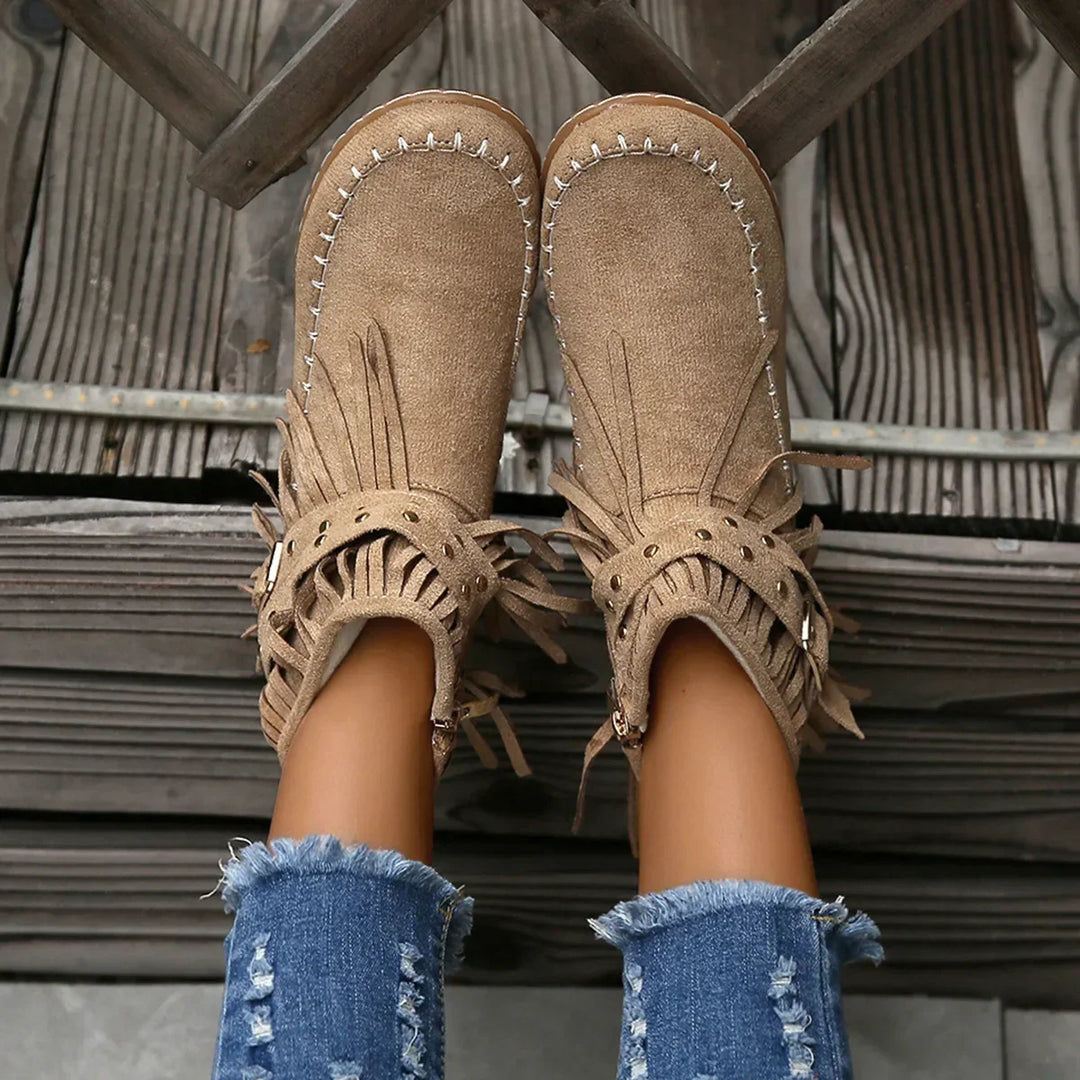 Women's fashion ankle boots: black fringe, studded buckle, bohemian style