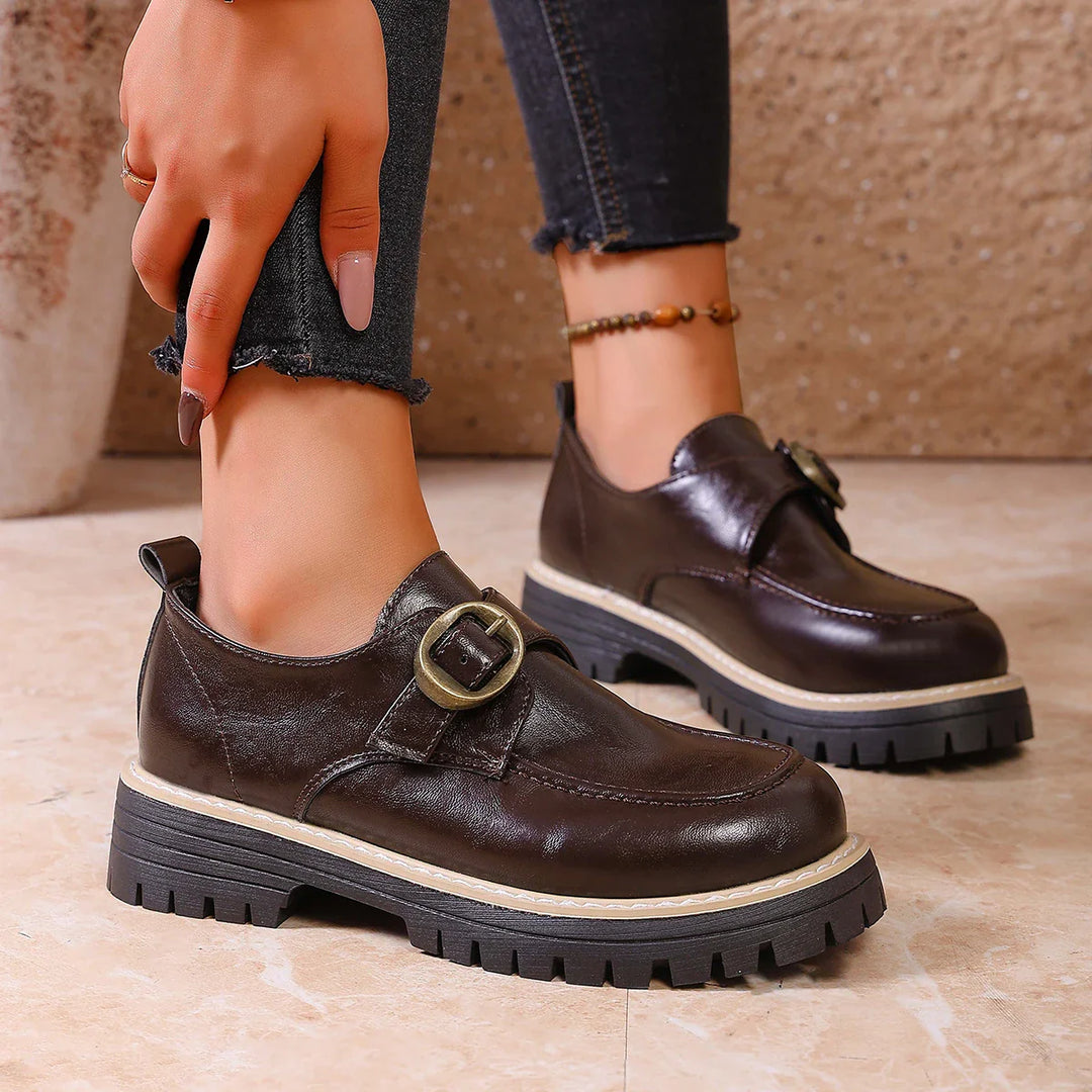 Women's fall fashion loafers: premium leather with a chic buckle, ultimate comfort.