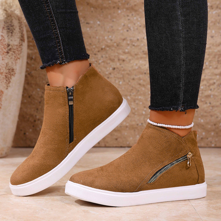 Women's black orthopedic zip-up comfort sneakers, ideal for everyday wear and casual outfits.