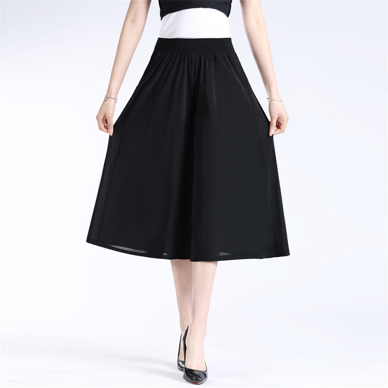High elastic waist pleated wide leg culottes in black, a stylish and comfortable women's fashion piece.