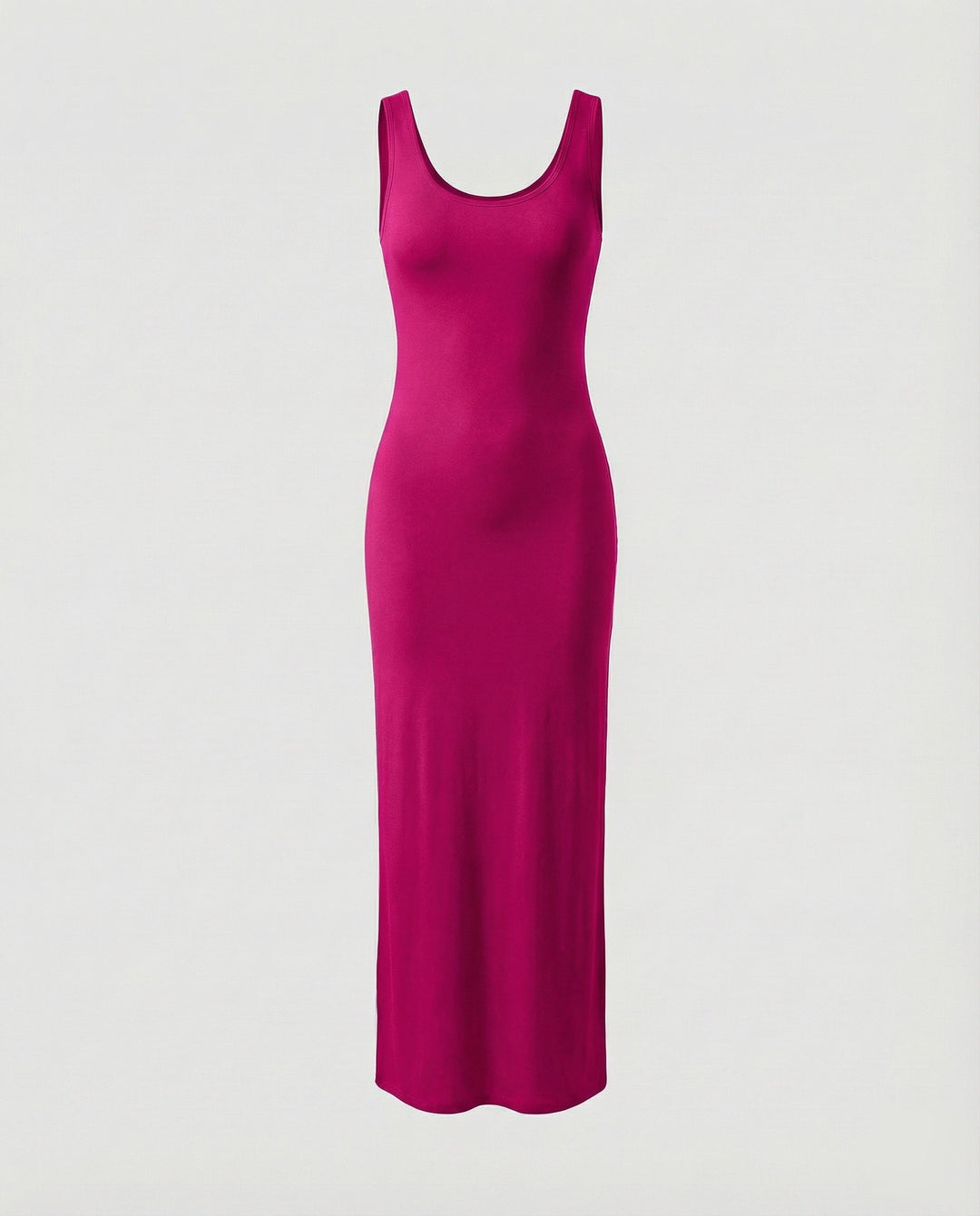 Sleek women's bodycon maxi dress with a scoop neck and sleeveless design, offering a flattering silhouette.