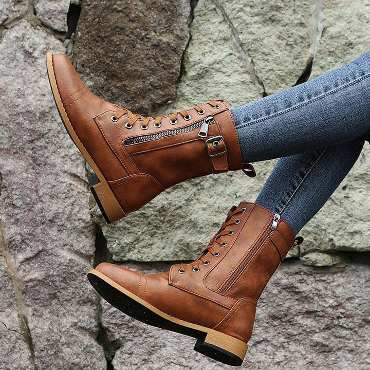 Comfortable women's combat boots with side zipper, perfect for everyday wear