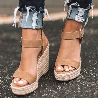 Comfortable women's wedge sandals with an open toe design, ideal for summer outfits