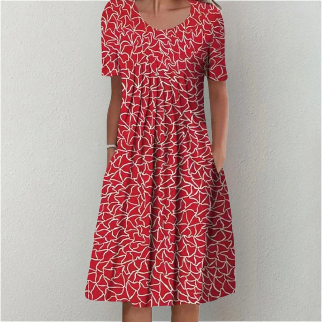 Beautiful women's floral casual dress, short sleeves, practical pockets. Perfect comfortable summer fashion.