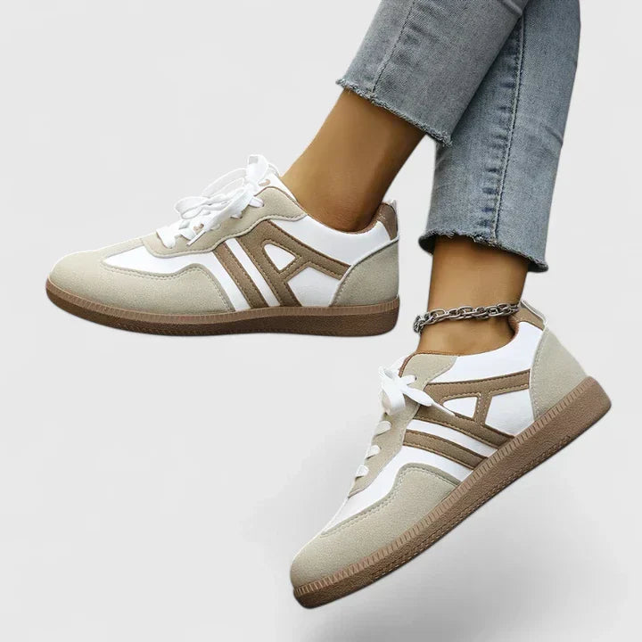 Women's casual lace-up sneakers, perfect for everyday wear and comfortable spring footwear