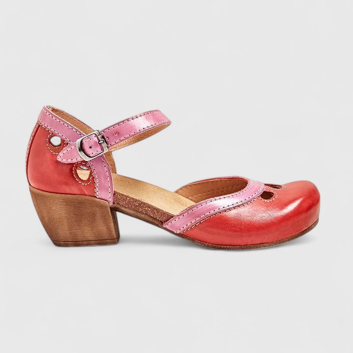 Comfortable women's open-toe walking sandals. Breathable casual footwear for various summer outdoor activities.