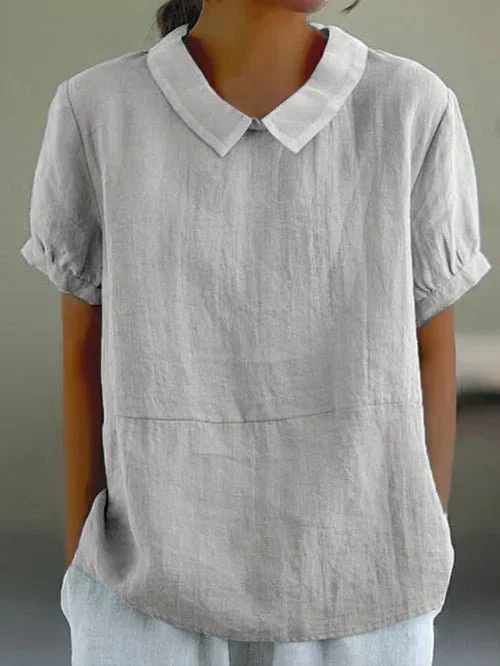 Effortless style: Women's casual Peter Pan collar short top. Comfortable, relaxed fit blouse for spring & summer fashion.