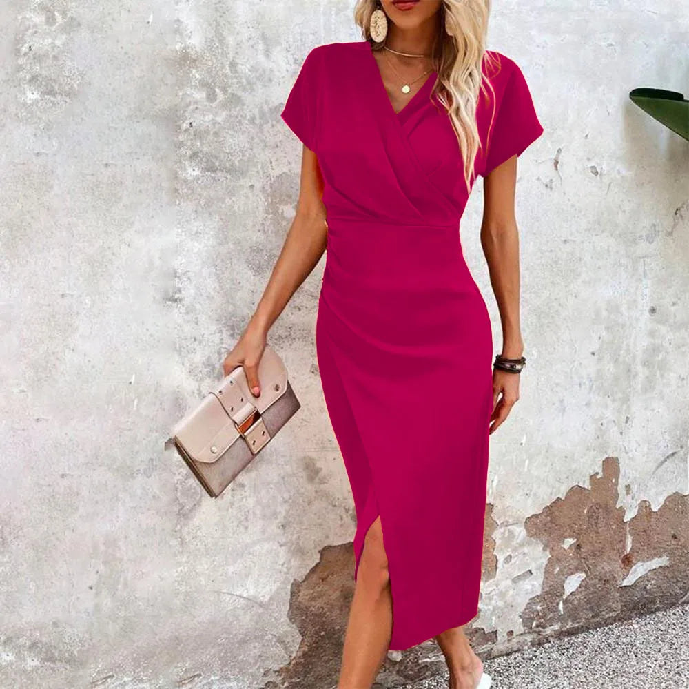 Effortless style women's V-neck mini dress, a comfortable and elegant short dress for various occasions.