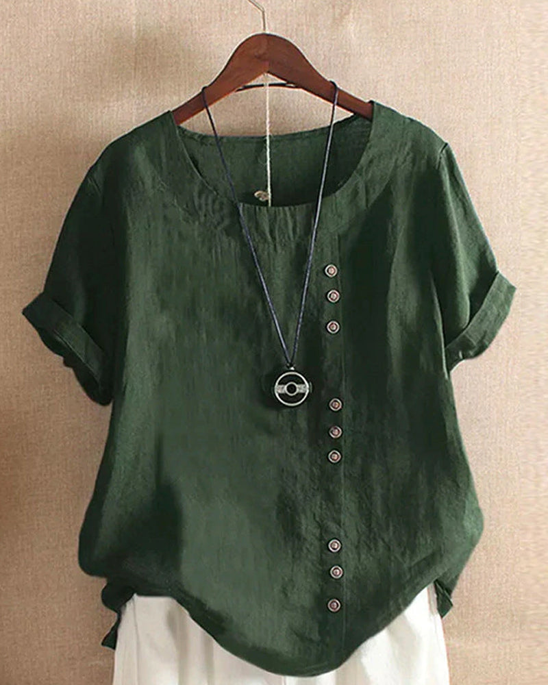 Effortless style: women's casual tunic blouse, button-up summer shirt, comfortable.