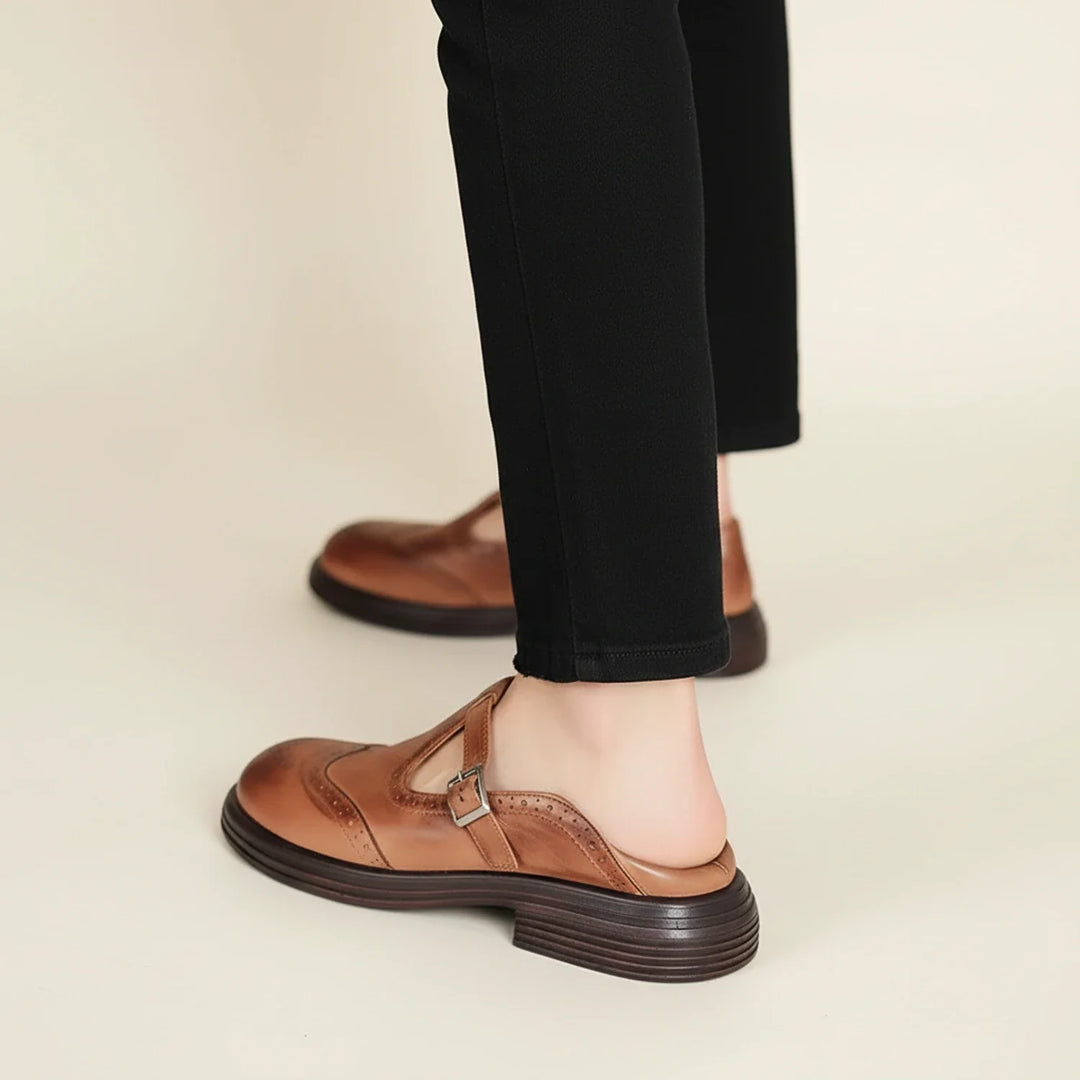 Stylish women's Mary Jane T-strap platform shoes. Classic vintage design, comfortable for casual or dress wear.