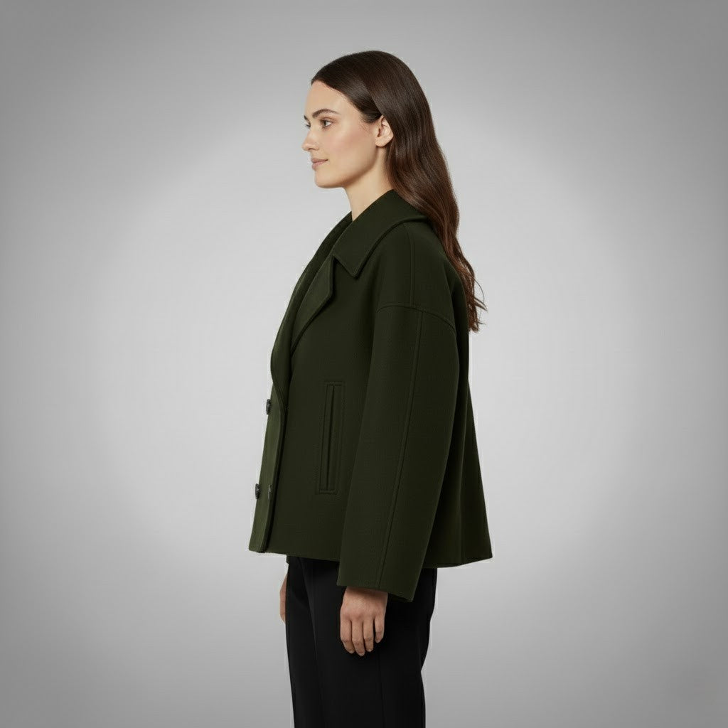 Short tailored jacket for women, double-breasted, classic style, an elegant fashion staple.