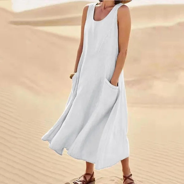 Comfortable women's everyday dress. Soft fabric & classic style for all day wear. A versatile wardrobe essential.