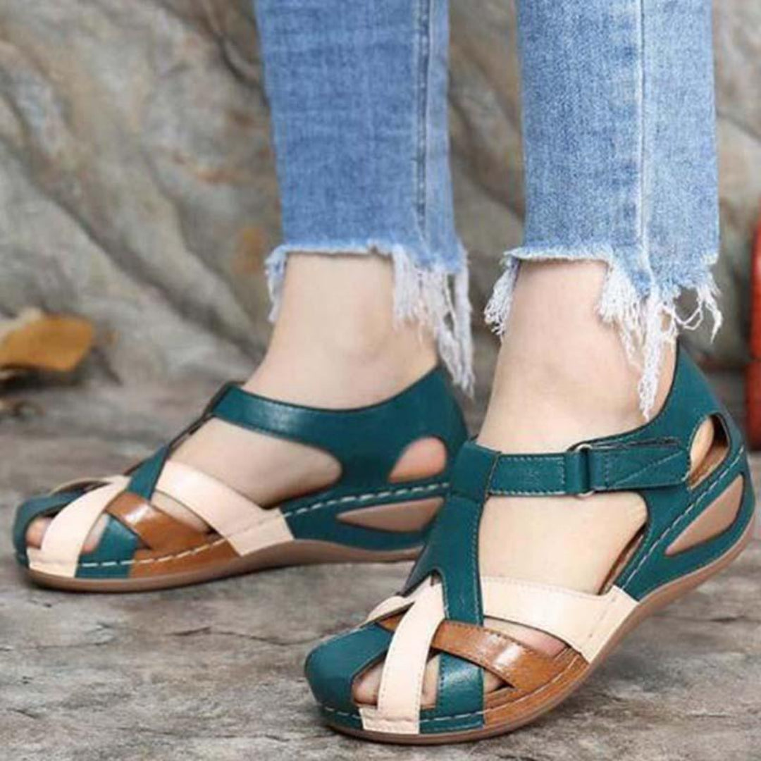Comfortable closed toe colorblock sandals for women, great for travel and casual outfits.