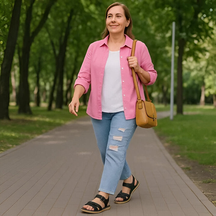 Essential summer women's sandals with adjustable straps & arch support for comfort.