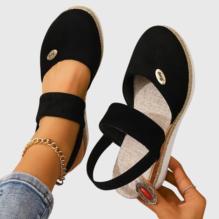 Women's comfortable flat sandals: Boho design, beautiful beading, and elastic ankle strap for summer.