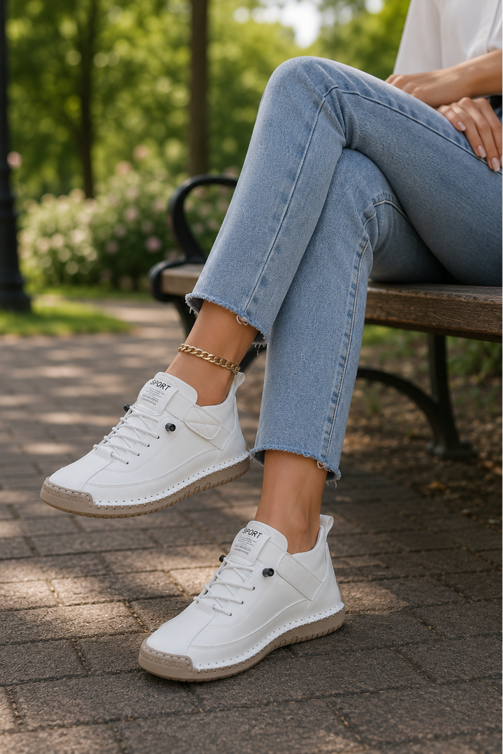 Women's casual walking shoes, offering daily comfort with a lightweight, breathable feel.