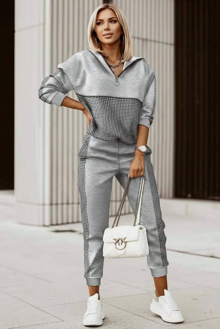 Chic women's travel tracksuit set; ultimate comfort & style for journeys and daily wear.