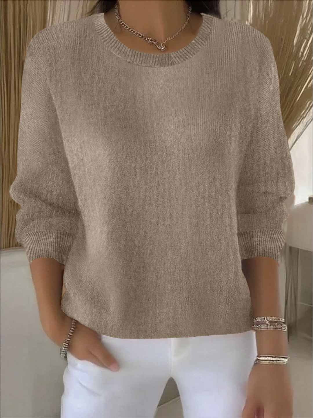 Soft casual women's knit pullover sweater, loose-fit and comfortable for spring daily wear
