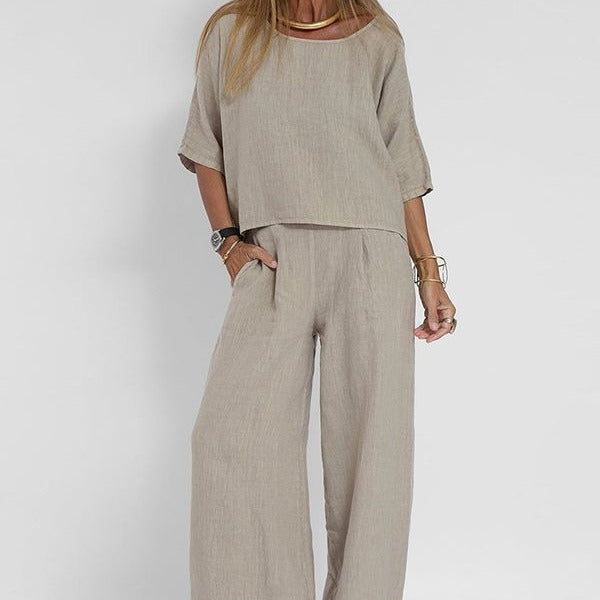 Women's comfortable loose fit two-piece loungewear set in a neutral color, perfect for casual wear