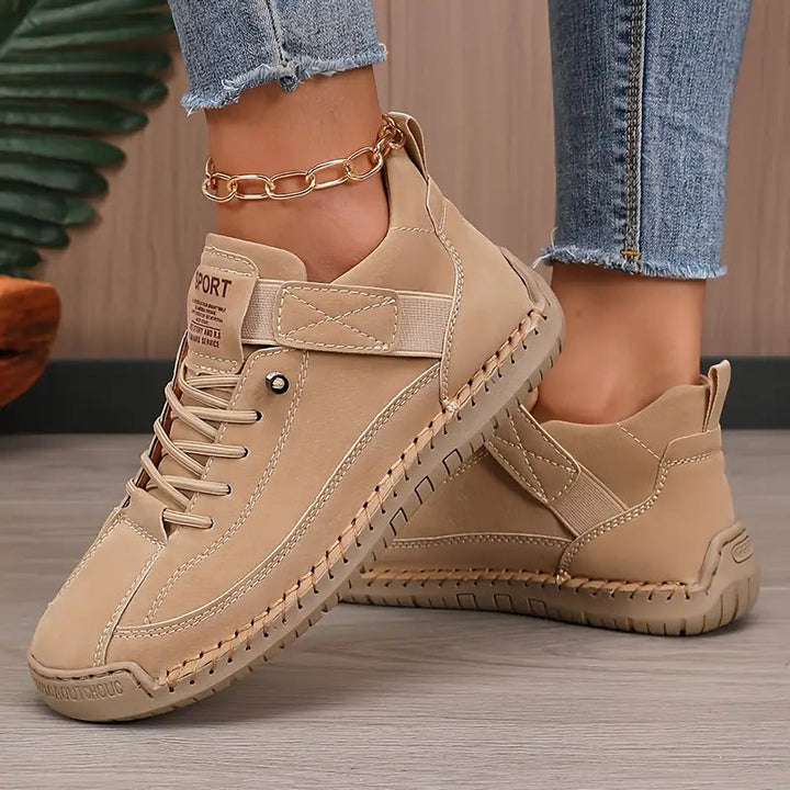 Supportive women's walking sneakers with advanced arch support, ideal for long walks.