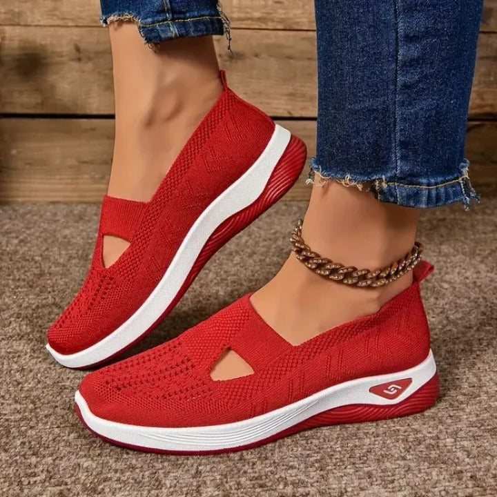 Lightweight women's slip-on sneakers, perfect comfort shoes for everyday use.