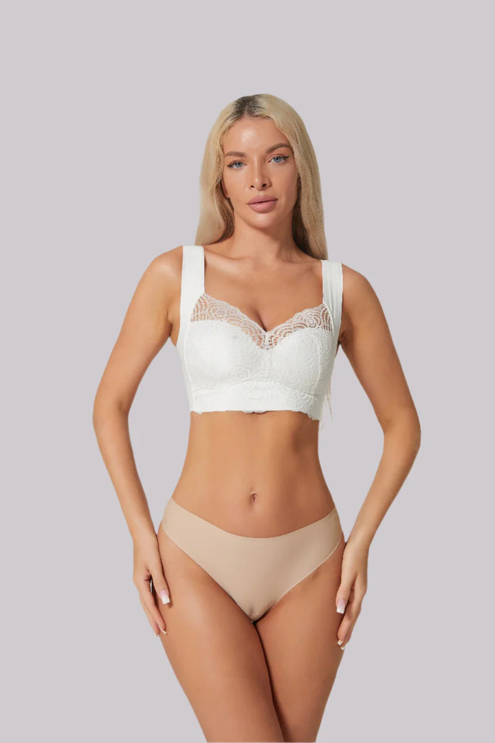 Comfortable women's wireless push-up lingerie, offering support & a fuller silhouette for daily intimates.