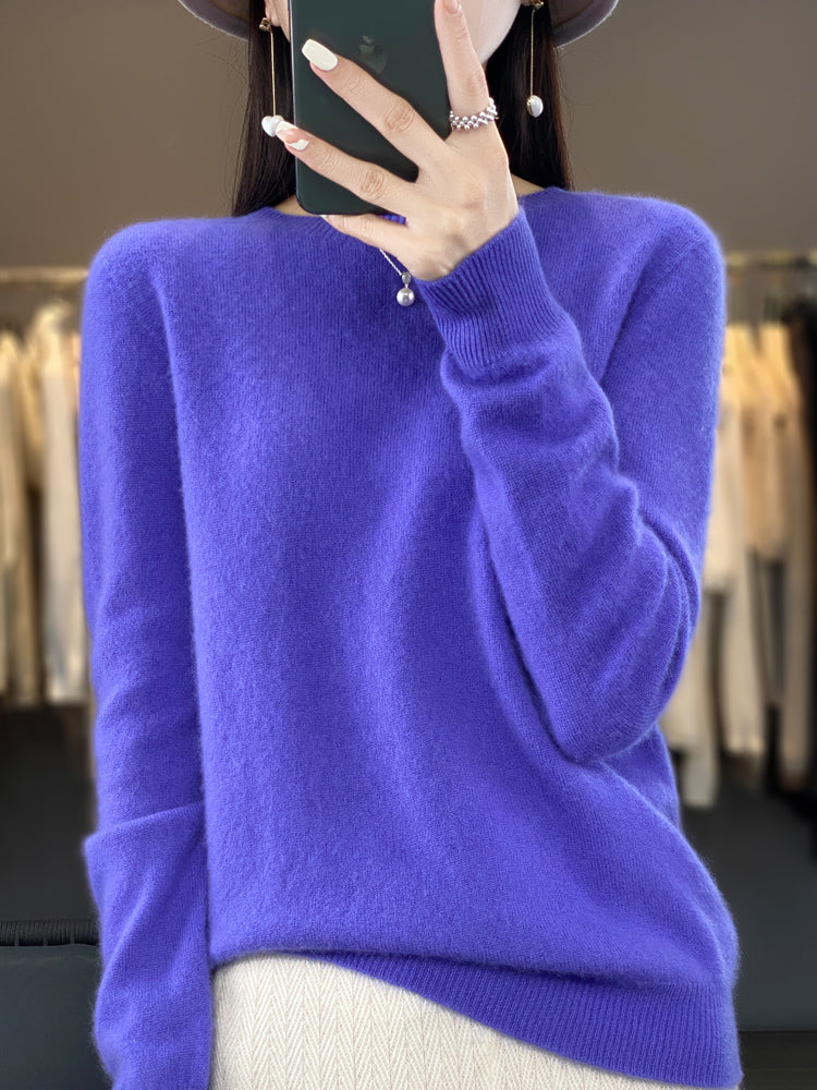 Classic women's long sleeve round neck pullover, cozy for casual winter wear.