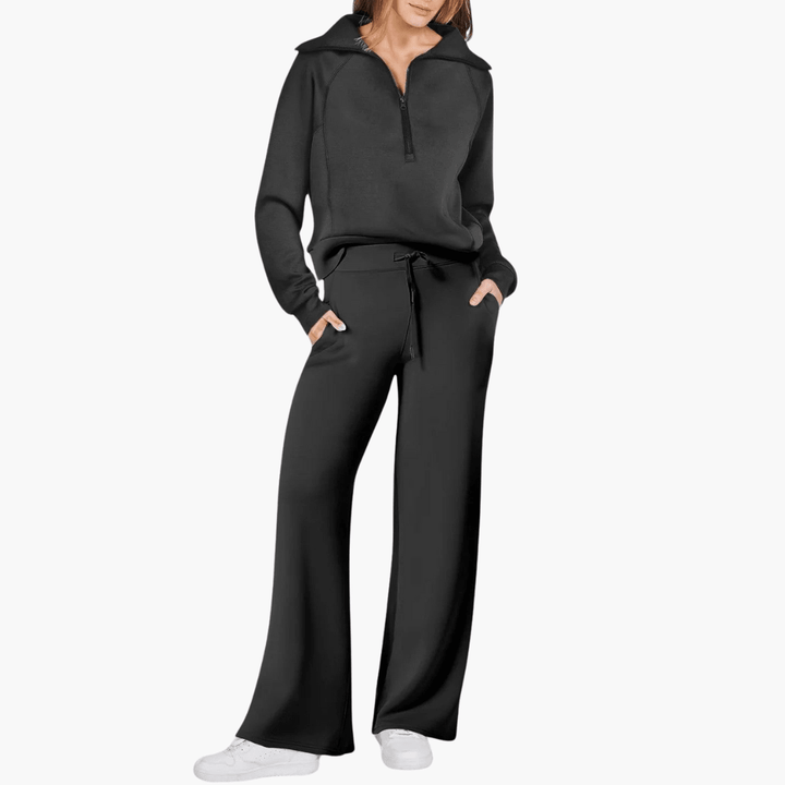 Women's ultimate comfort lounge set: soft zip-up hoodie & stylish wide-leg pants. Perfect for relaxing.