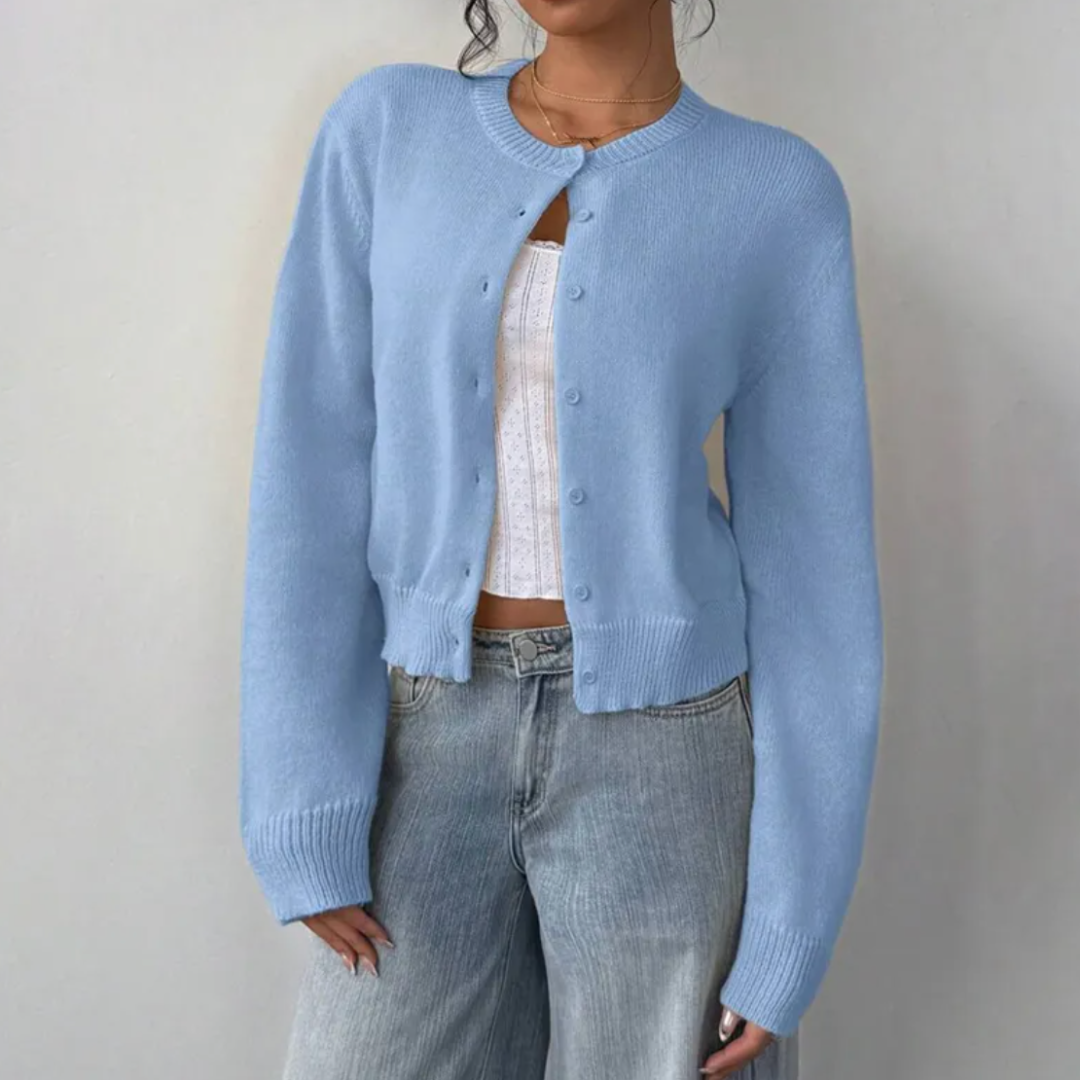Breathable women's cropped button cardigan, perfect lightweight layer