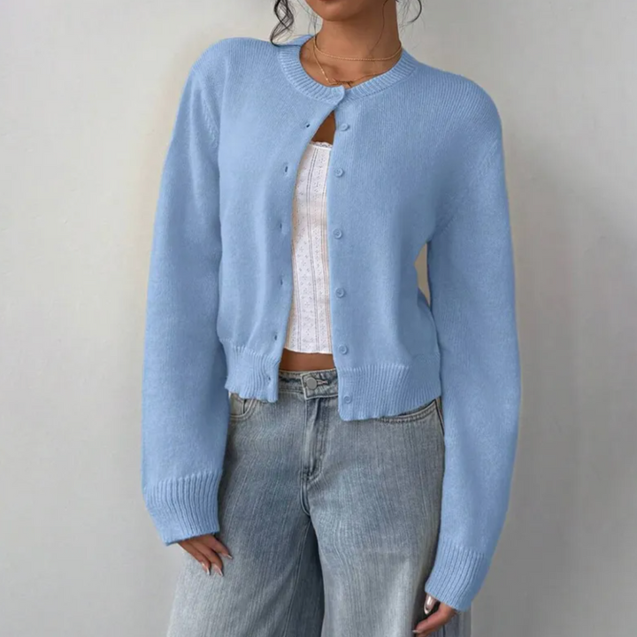 Breathable women's cropped button cardigan, perfect lightweight layer
