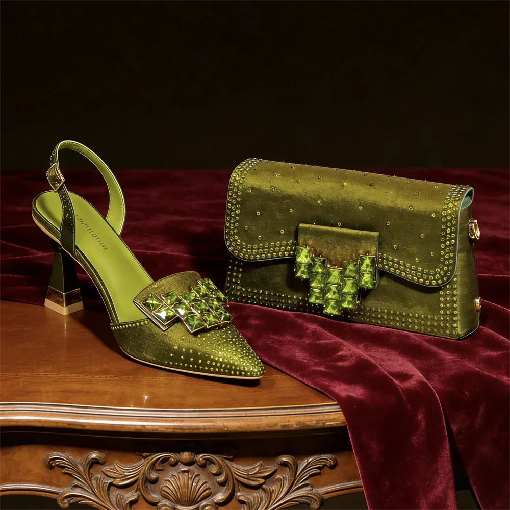 Chic crystal embellished clutch bag for women. A perfect party accessory for special occasions & formal events.