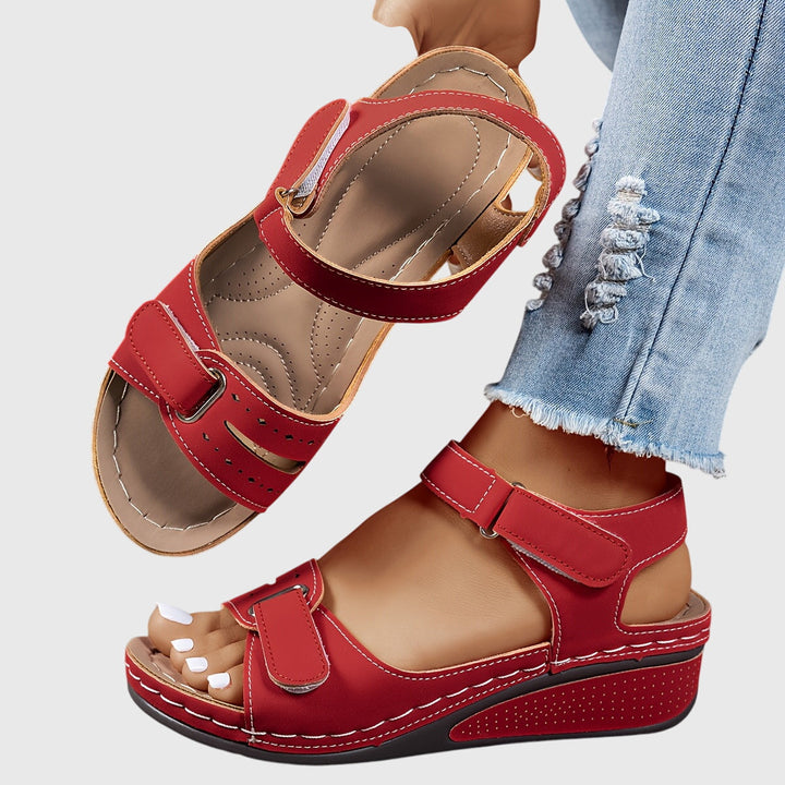 Women's crystal orthopedic comfort sandals with arch support, perfect for summer.