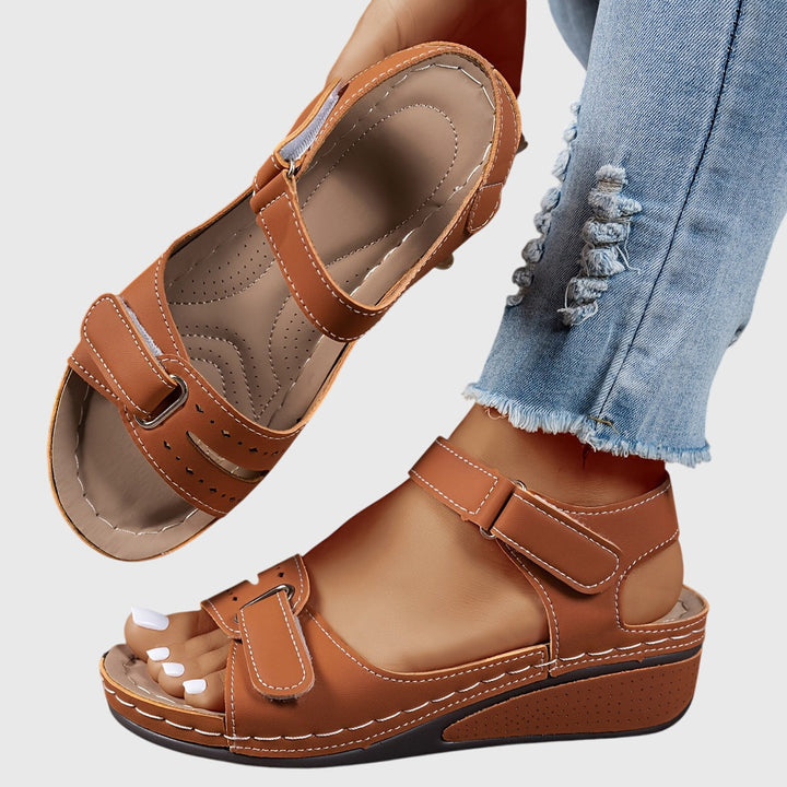 Casual women's crystal sandals, designed for orthopedic arch and superior foot support.