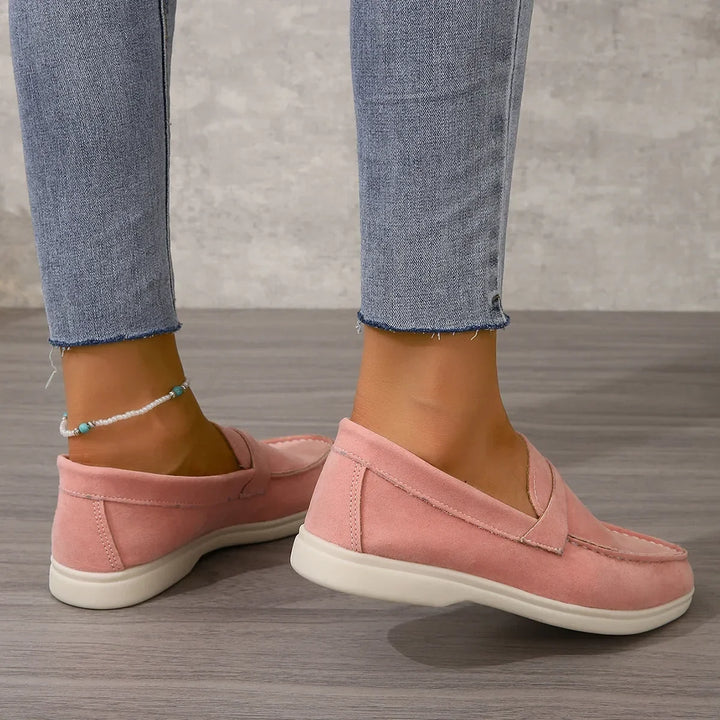Comfortable women's flat shoes: versatile slip-on loafers for office and daily activities.