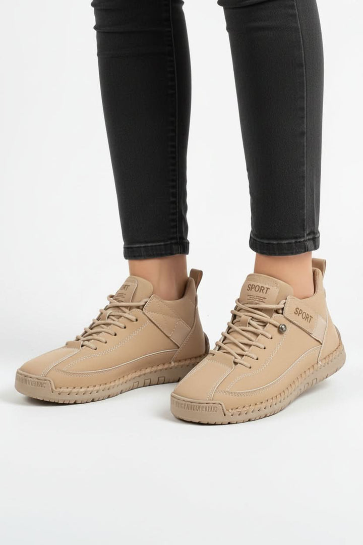 Comfortable women's wide fit walking shoes, perfect for daily wear & active lifestyles.