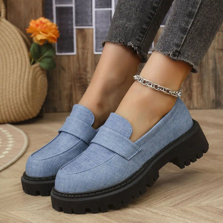Fashionable women's denim platform loafers, ideal for everyday wear with orthopedic benefits