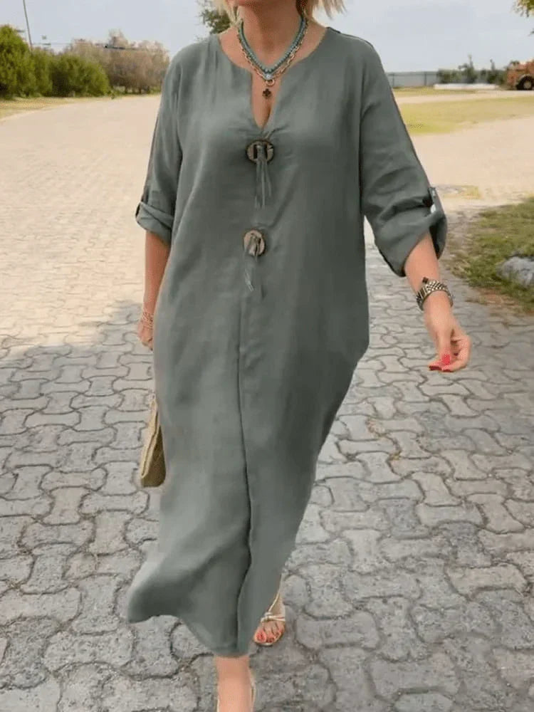 Versatile women's tunic dress with a relaxed fit. Effortless chic and comfortable for summer everyday wear.
