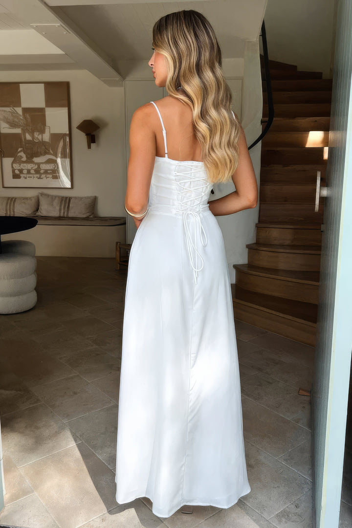 Fashionable sleeveless A-line maxi dress for women, a must-have for elegant summer & resort wear.