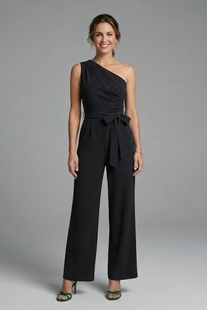 Versatile women's belted jumpsuit, asymmetric neckline, ideal for chic summer style.