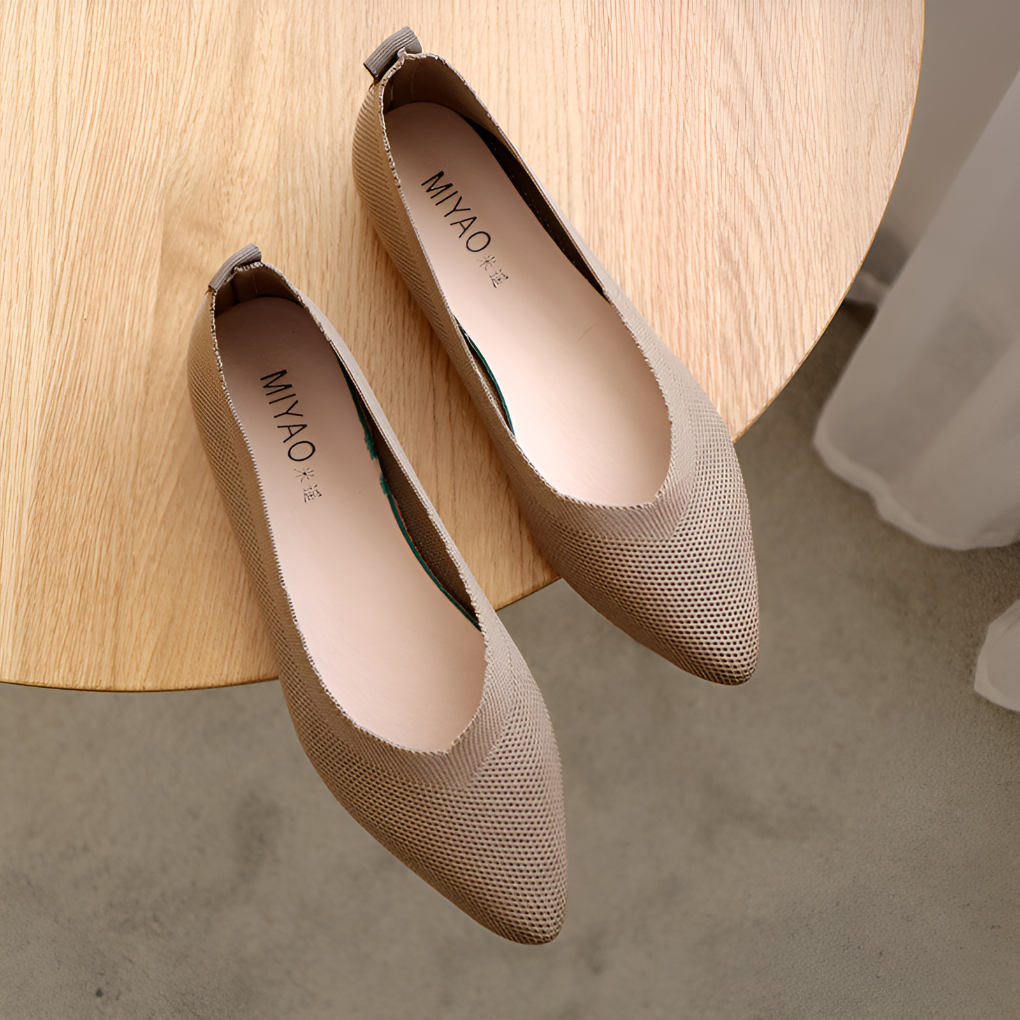 Women's elegant comfort ballerina flats, perfect for everyday wear & versatile style.