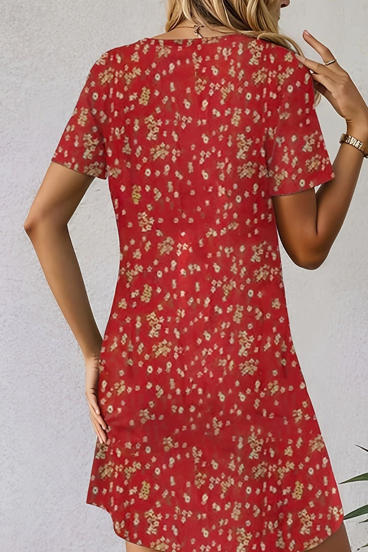 Casual chic women's midi dress, comfortable and flowing for everyday elegance or elevated occasions.